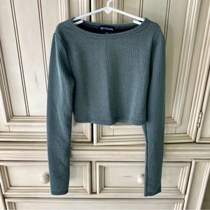 Pretty Little Thing Olive Green Ribbed Knit Long Sleeve Crop Top T-Shirt Sz 2